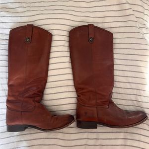 FRYE Melissa button size 9